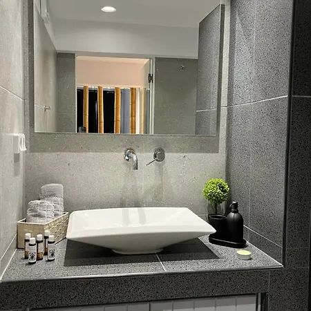 Apartment Aegean Breeze Minimal Central
